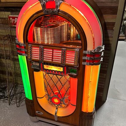 1947 Wurlitzer Jukebox with chrome trim